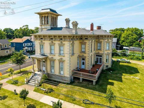 Homes For Sale - 403 E Adams St<br/> Sandusky, OH 44870
