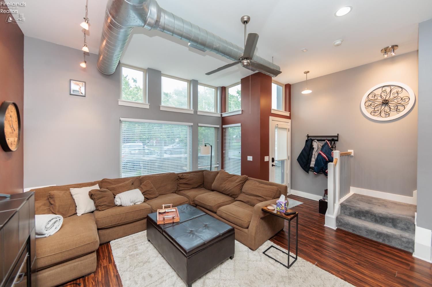 1402 Newman Avenue, Lakewood, Texas image 3
