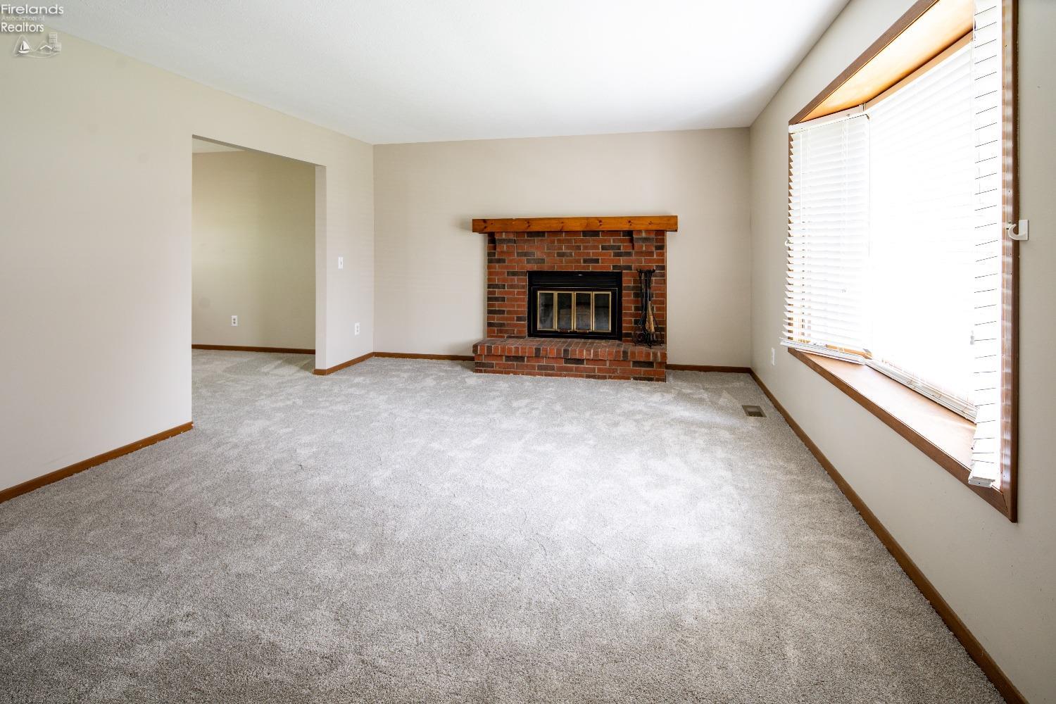 150 St Paul Drive, Fremont, Texas image 4