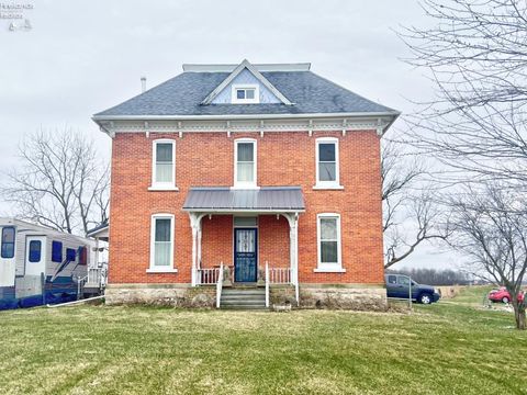 Homes For Sale - 15708 County Road 46<br/> Bellevue, OH 44811