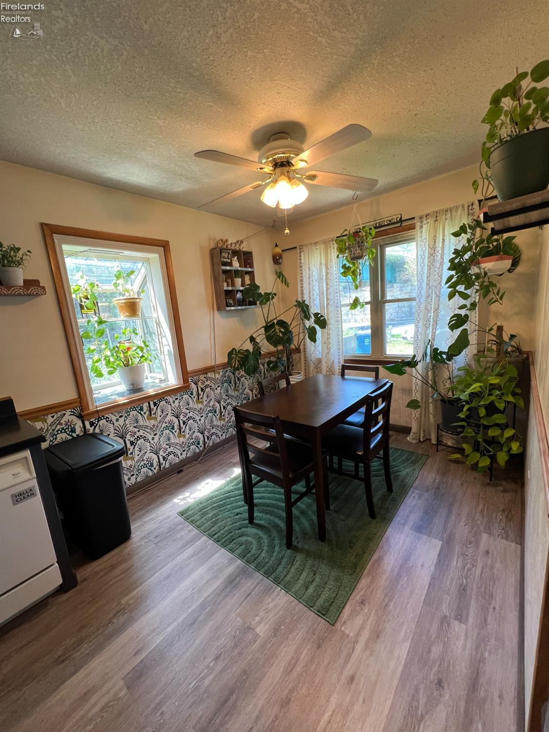 607 S Front Street, Fremont, Texas image 4