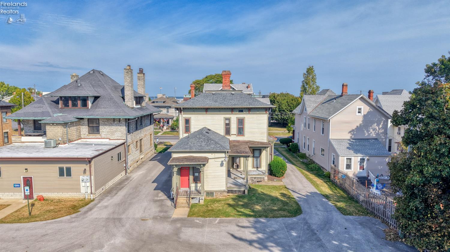 Sandusky, Ohio 44870, United States, 4 Bedrooms Bedrooms, ,2 BathroomsBathrooms,Residential,Active,217467