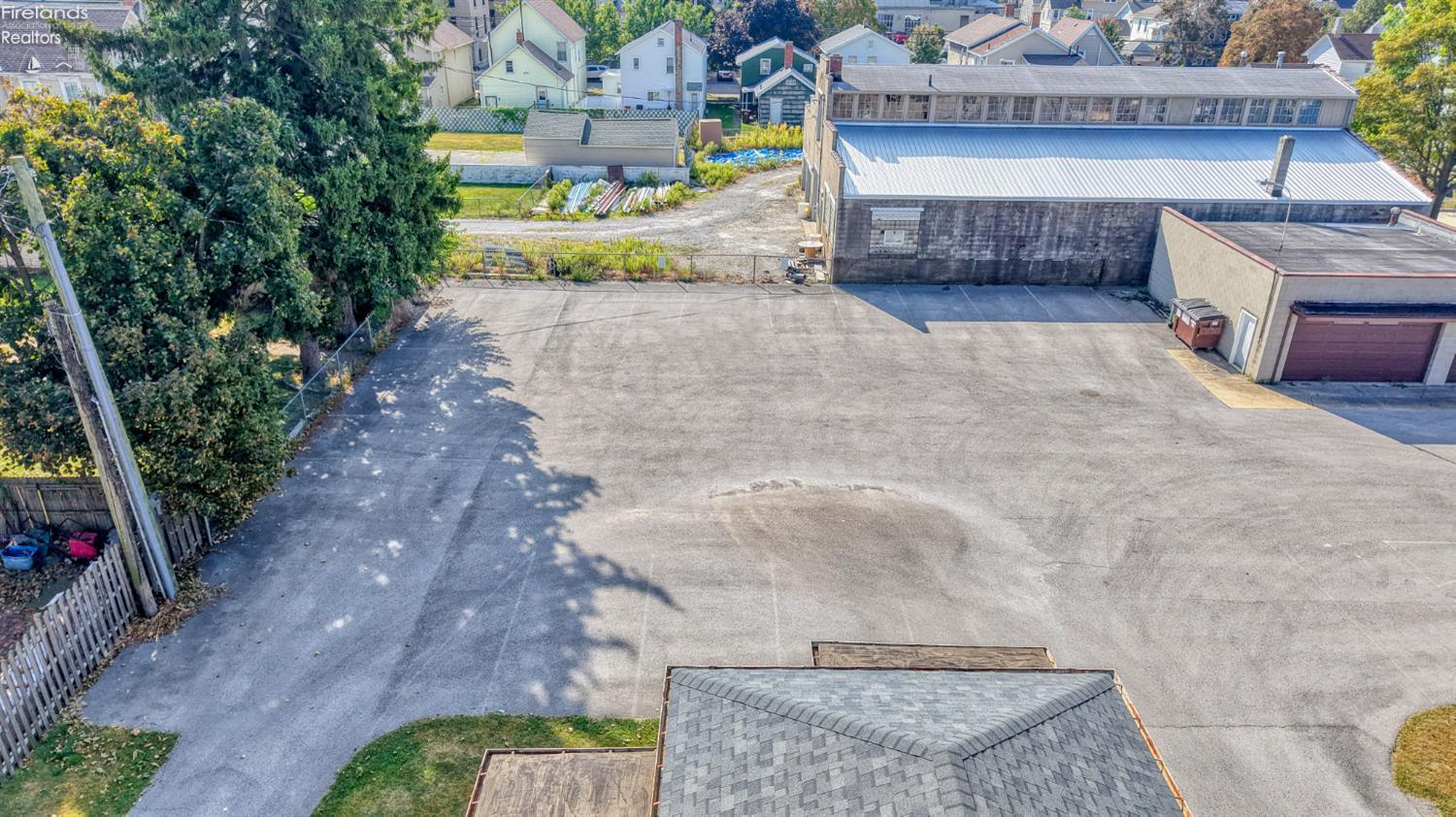 Sandusky, Ohio 44870, United States, 4 Bedrooms Bedrooms, ,2 BathroomsBathrooms,Residential,Active,217467