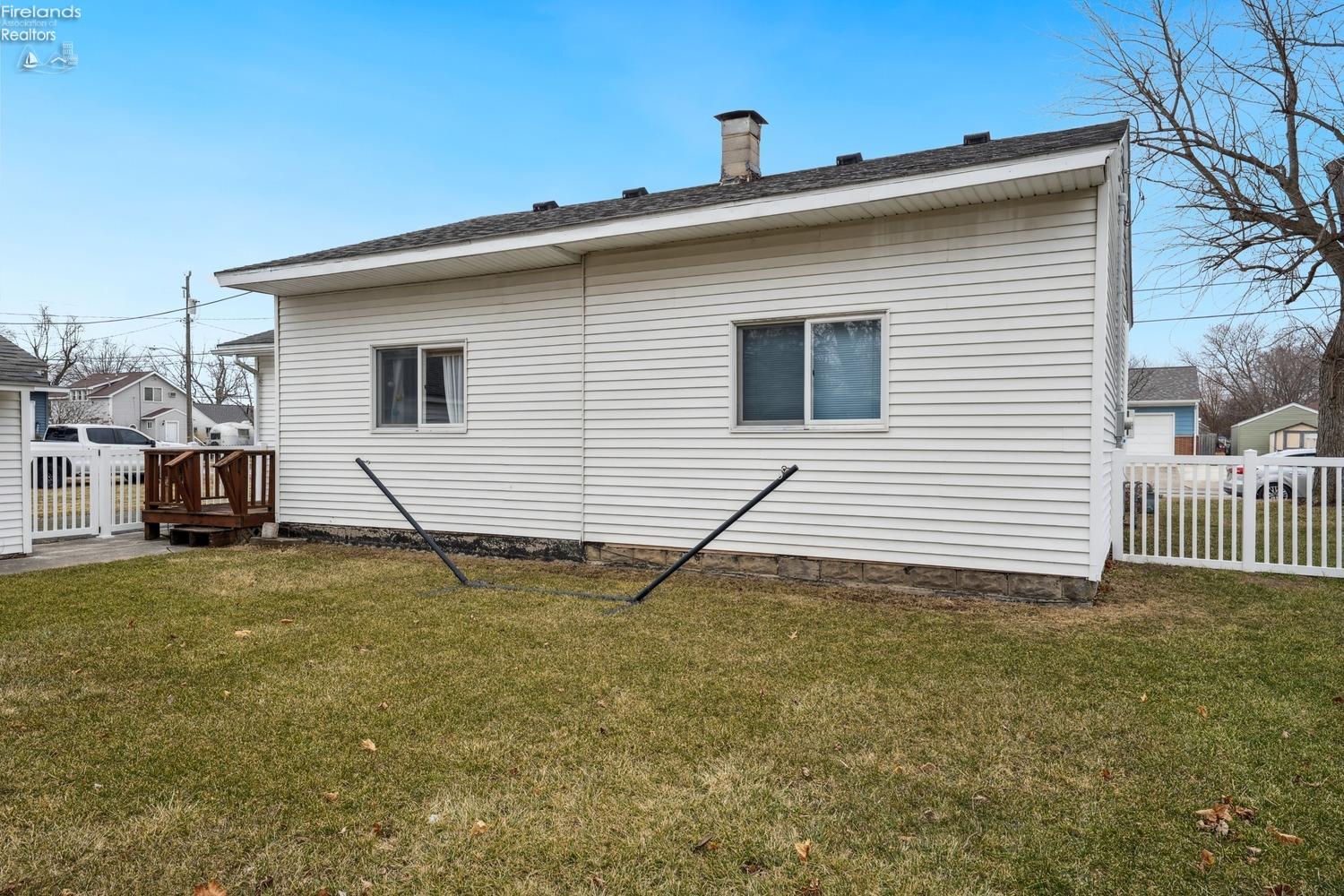 224 Cedar Street, Port Clinton, Ohio image 36
