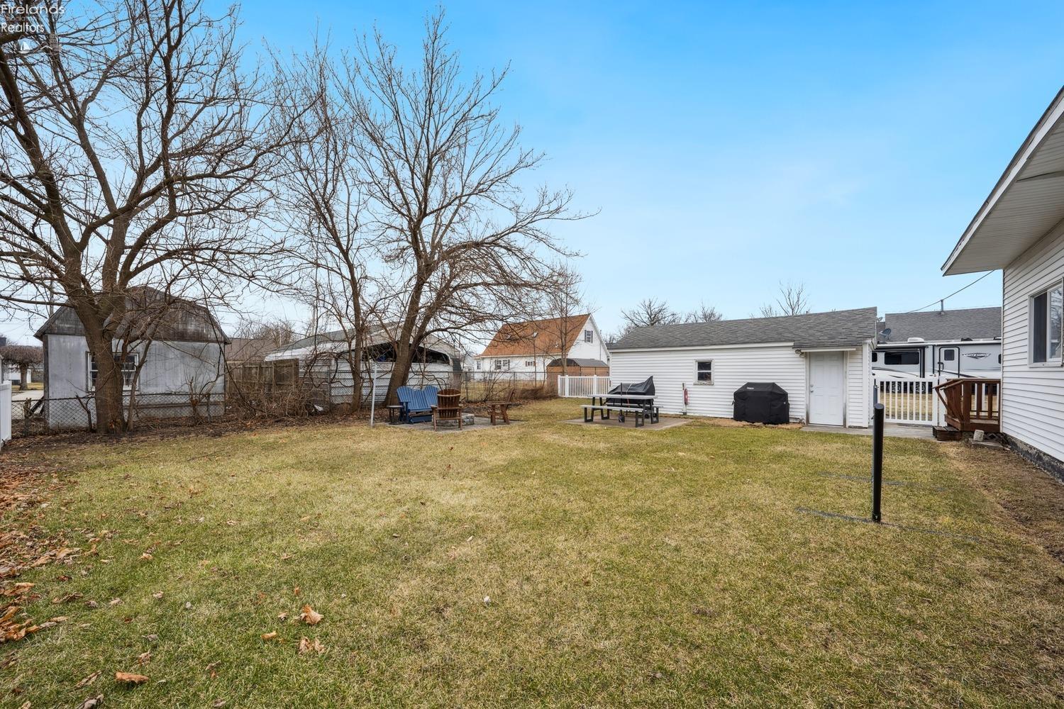 224 Cedar Street, Port Clinton, Ohio image 37