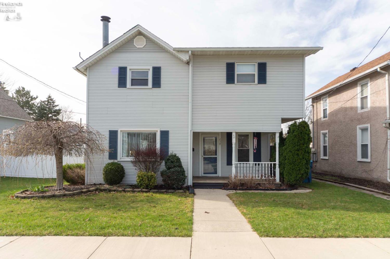 119 W Park Street, Oak Harbor, Ohio image 1