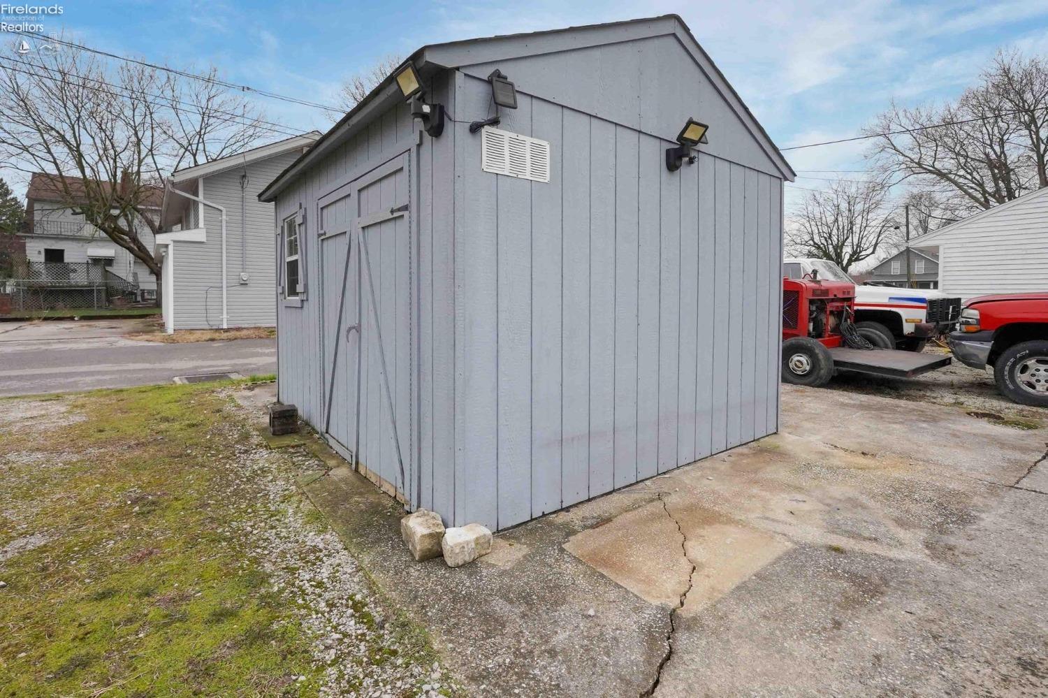 407 Superior Street, Genoa, Ohio image 34