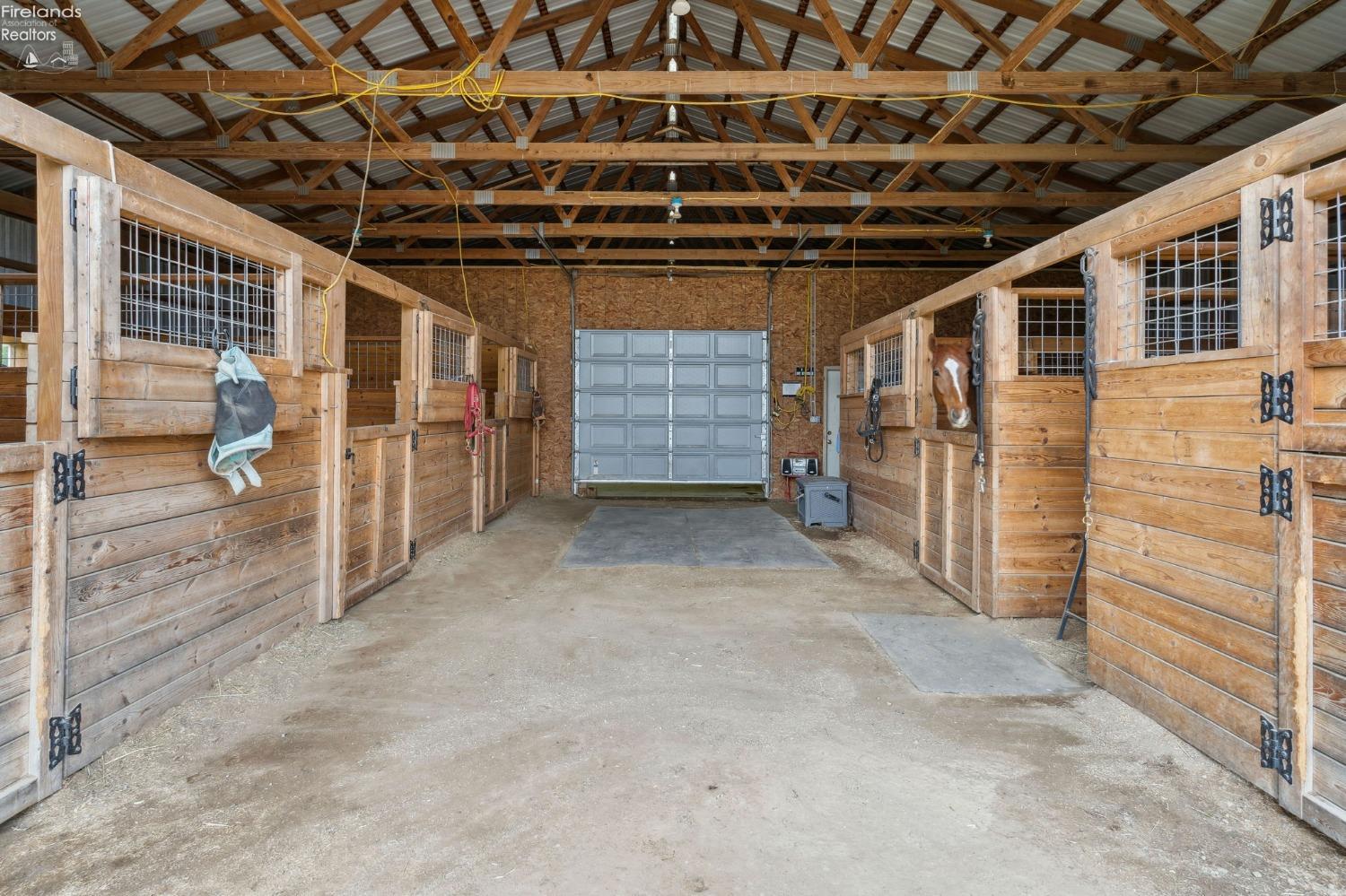3290 Stewart Road, Lima, Ohio image 38