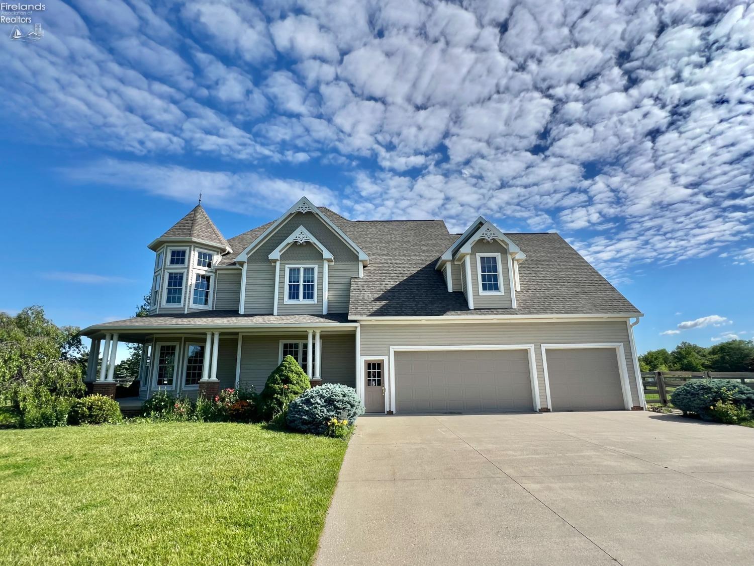 3290 Stewart Road, Lima, Ohio image 2