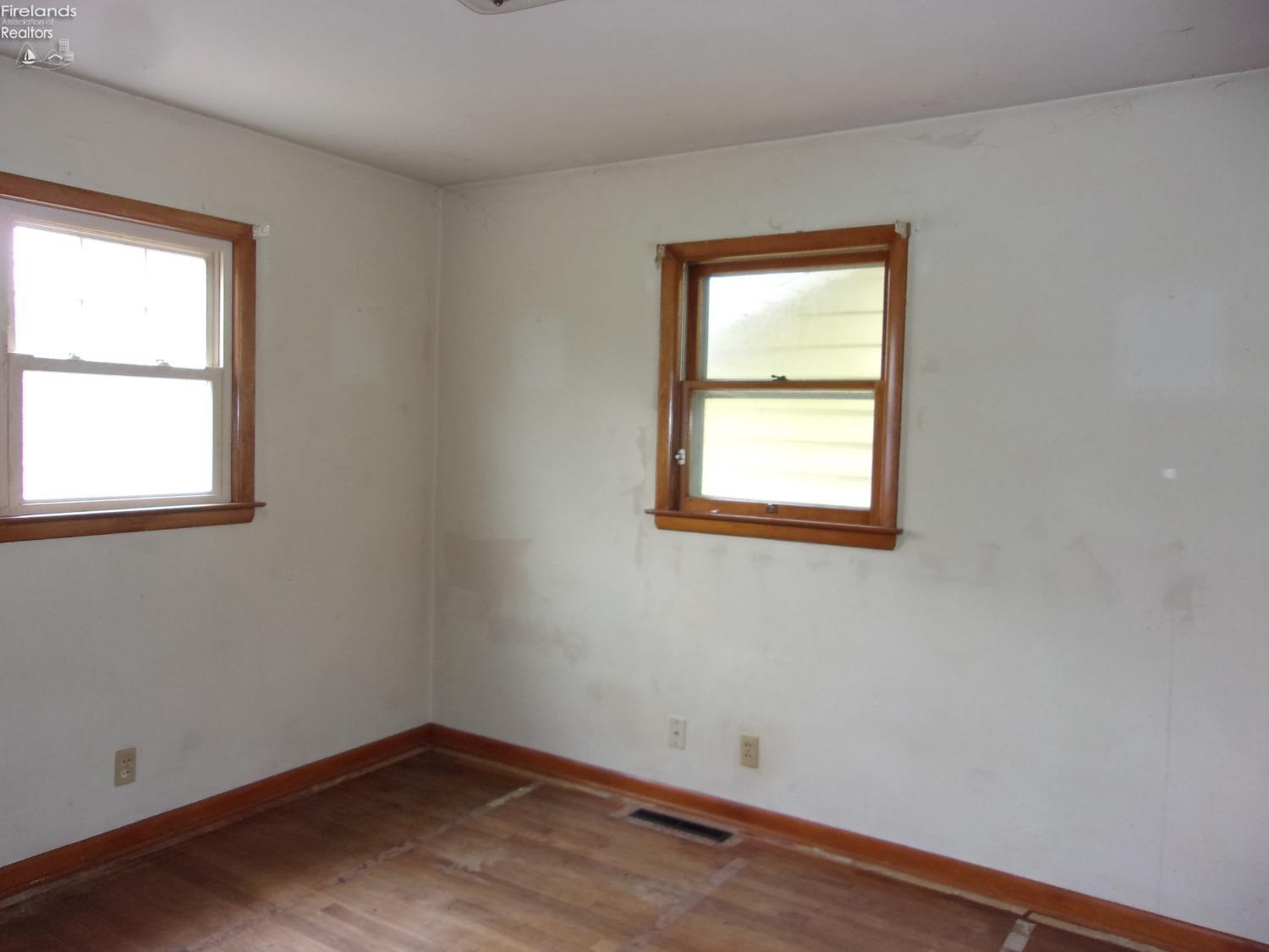 113 W Cates Lane, White Oak, Ohio image 7