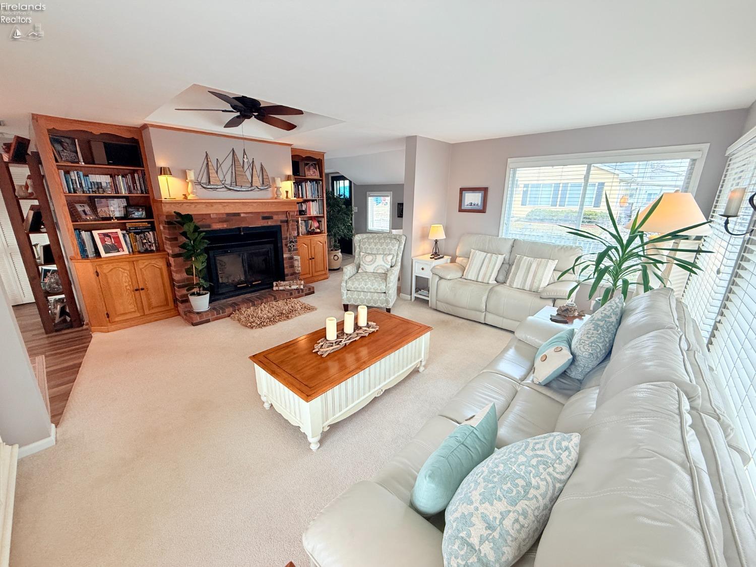 5544 E Eastview Lane, Port Clinton, Ohio image 11