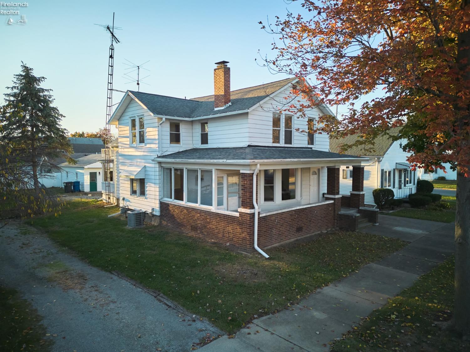 1003 Perry Street, Sandusky, Ohio image 47