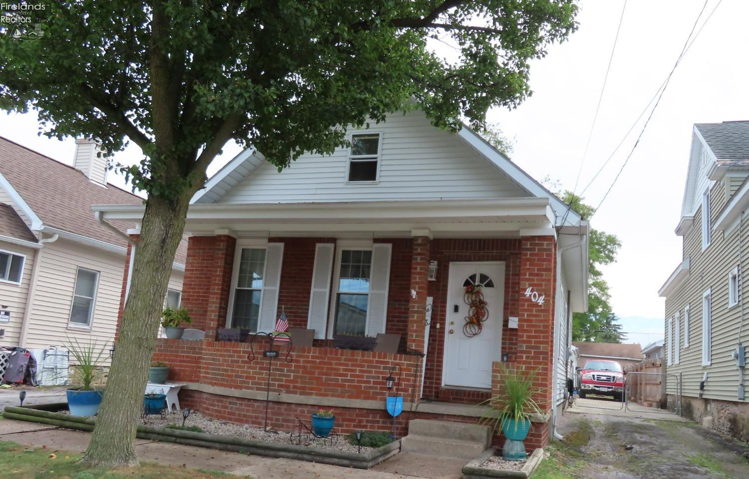 404 Dewey Street, Sandusky, Ohio image 1