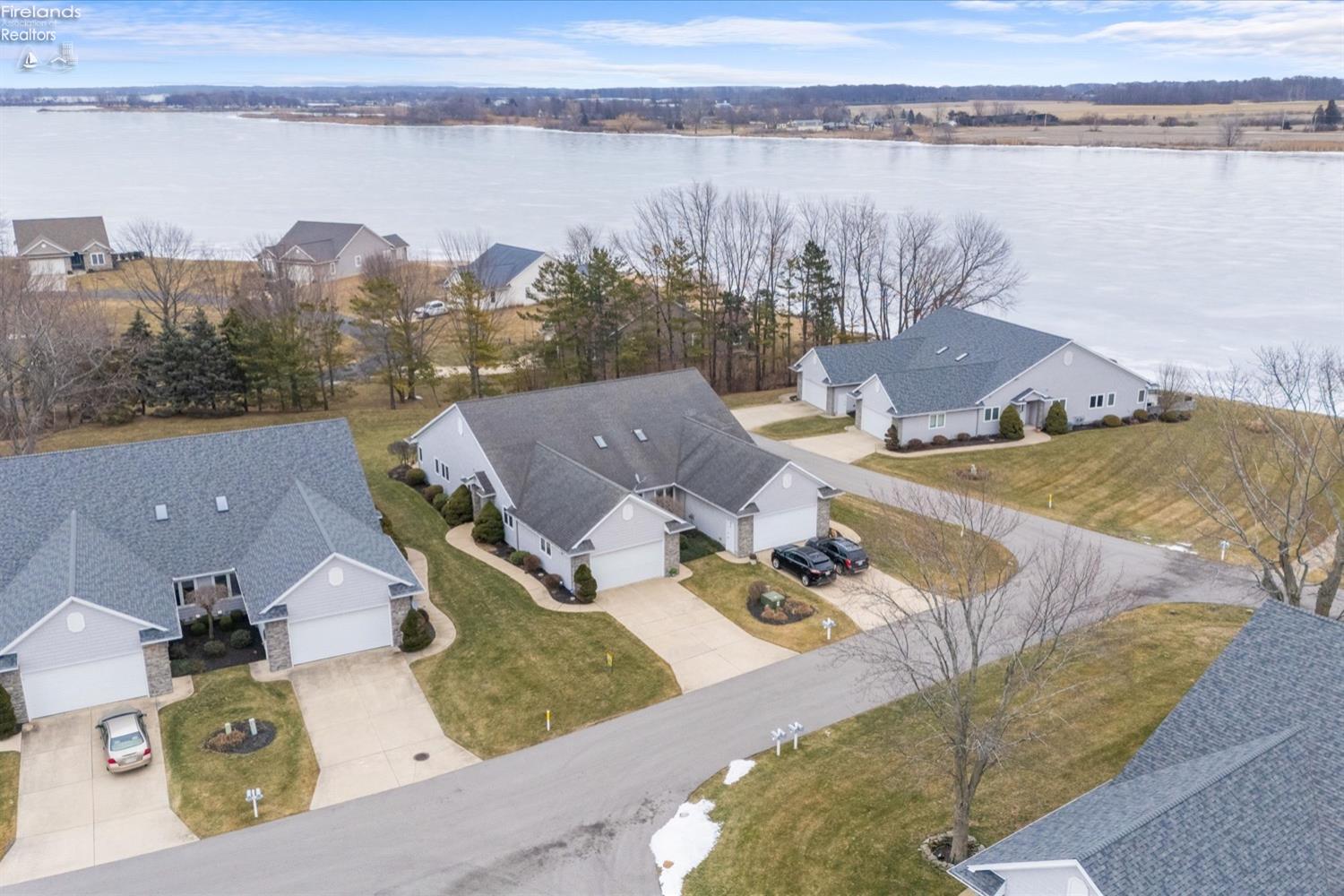 687 N Hidden Harbor Drive, Port Clinton, Texas image 35