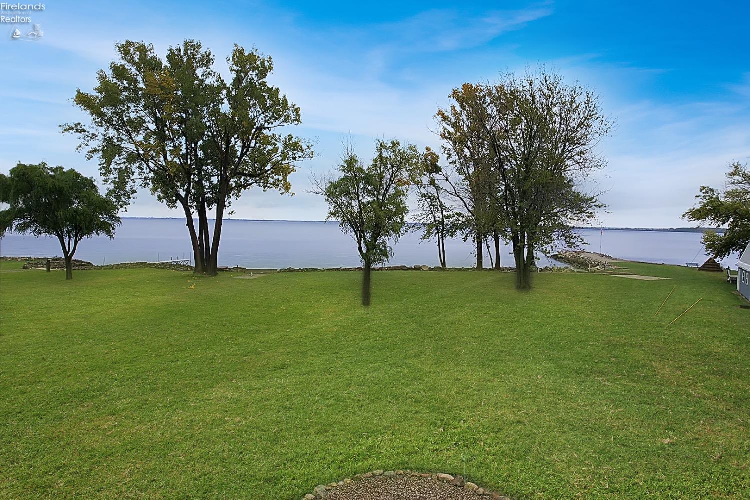 6584 E Bayshore Road, Port Clinton, Ohio image 9