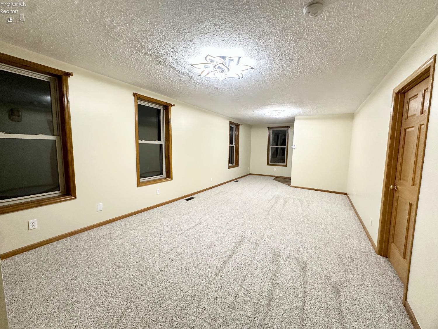 826 Maple Ave, Sandusky, Ohio image 32