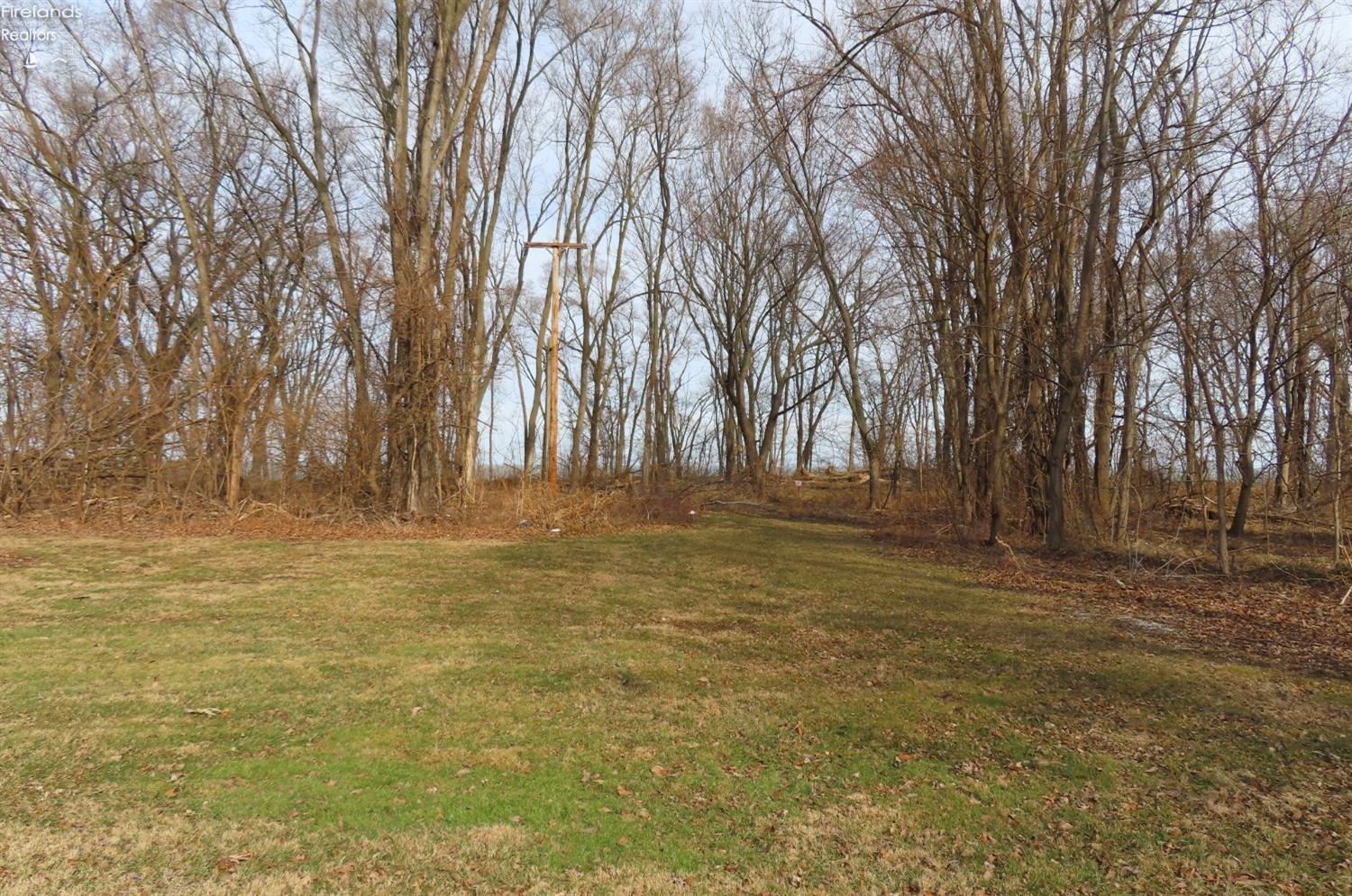 7311 Freeman Lane, Huron, Ohio image 8
