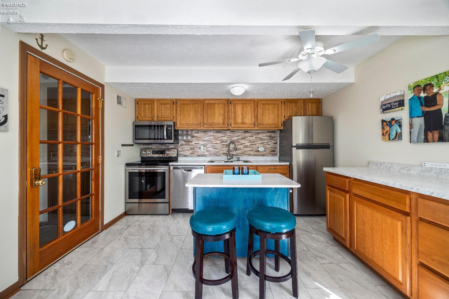 89 N Schooner Point Drive, Port Clinton, Texas image 10