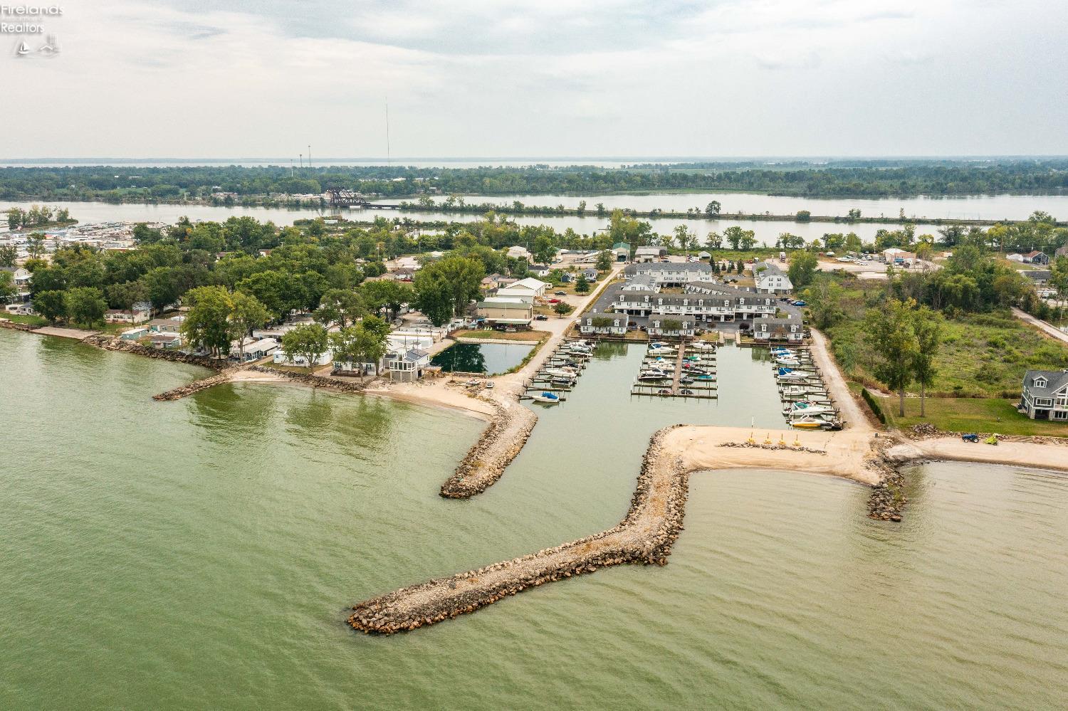 89 N Schooner Point Drive, Port Clinton, Texas image 40