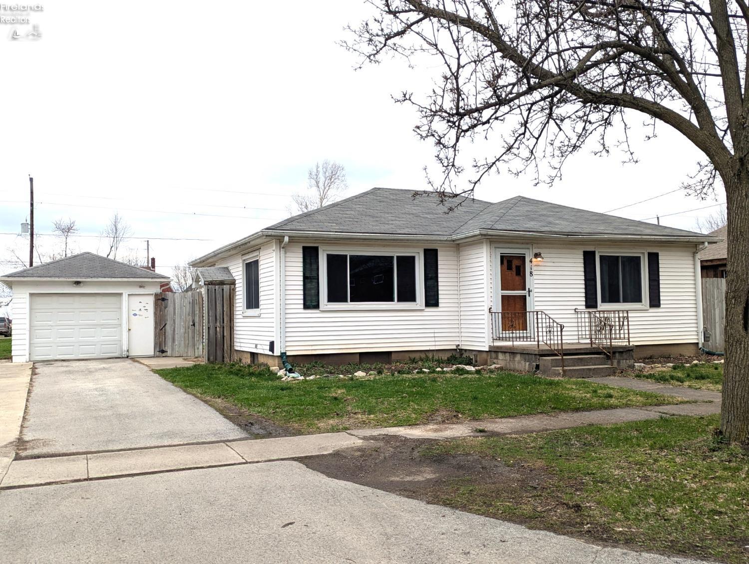 418 S Maple Street, Lindsey, New Mexico image 2