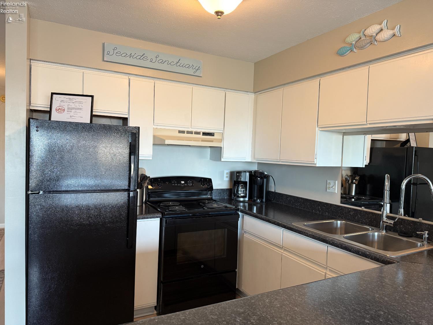 1801 E Perry Street #10, Port Clinton, New Mexico image 4