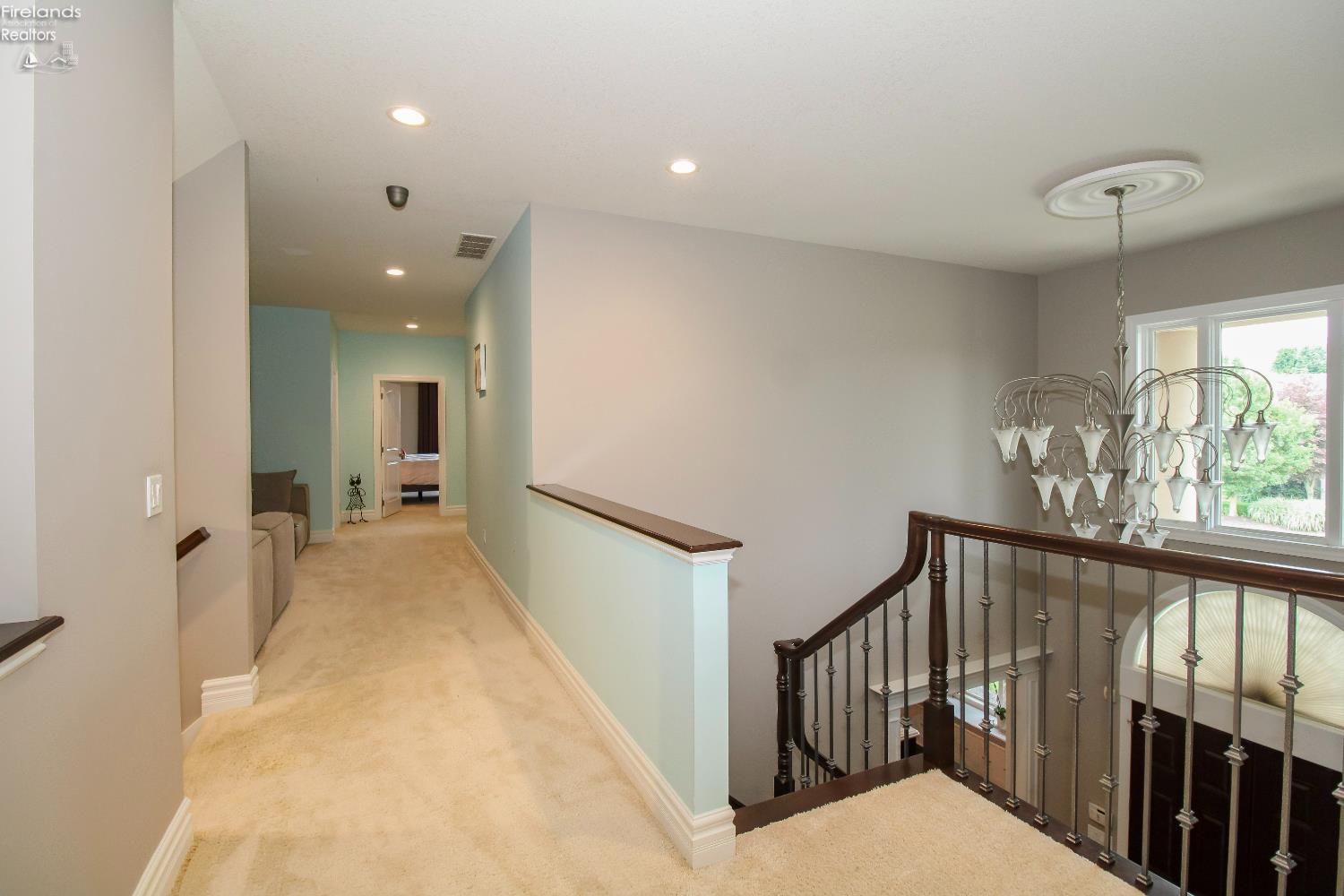 Sandusky, Ohio 44870, United States, 5 Bedrooms Bedrooms, ,5 BathroomsBathrooms,Residential,Active,169425