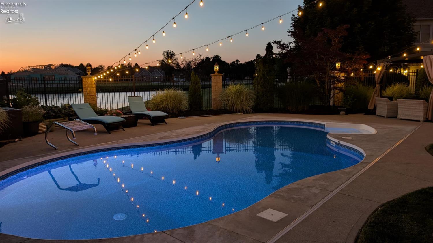 Sandusky, Ohio 44870, United States, 5 Bedrooms Bedrooms, ,5 BathroomsBathrooms,Residential,Active,169425