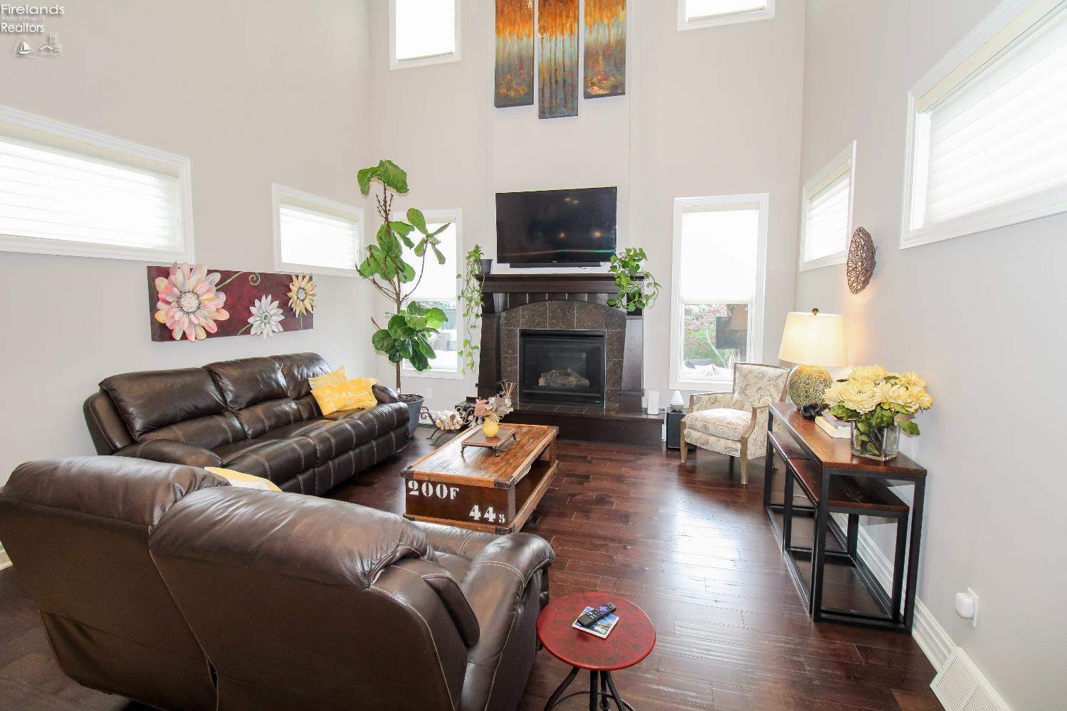 Sandusky, Ohio 44870, United States, 5 Bedrooms Bedrooms, ,5 BathroomsBathrooms,Residential,Active,169425