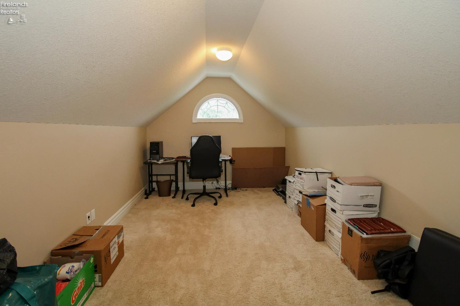 Sandusky, Ohio 44870, United States, 5 Bedrooms Bedrooms, ,5 BathroomsBathrooms,Residential,Active,169425