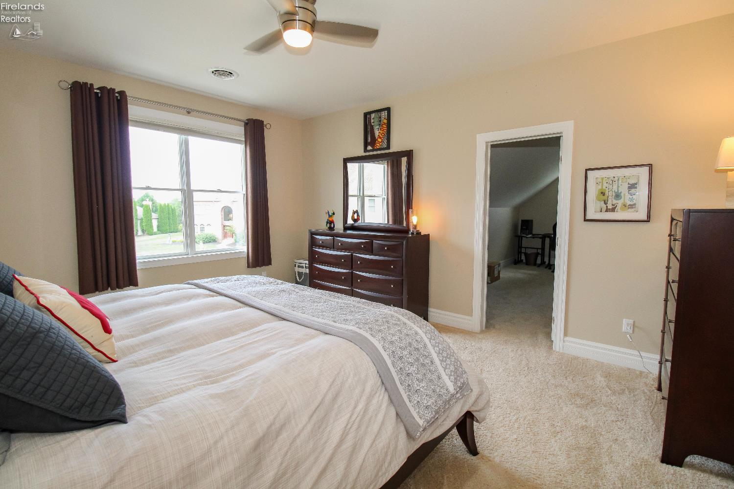 Sandusky, Ohio 44870, United States, 5 Bedrooms Bedrooms, ,5 BathroomsBathrooms,Residential,Active,169425