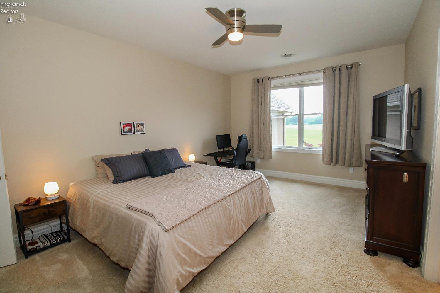 Sandusky, Ohio 44870, United States, 5 Bedrooms Bedrooms, ,5 BathroomsBathrooms,Residential,Active,169425