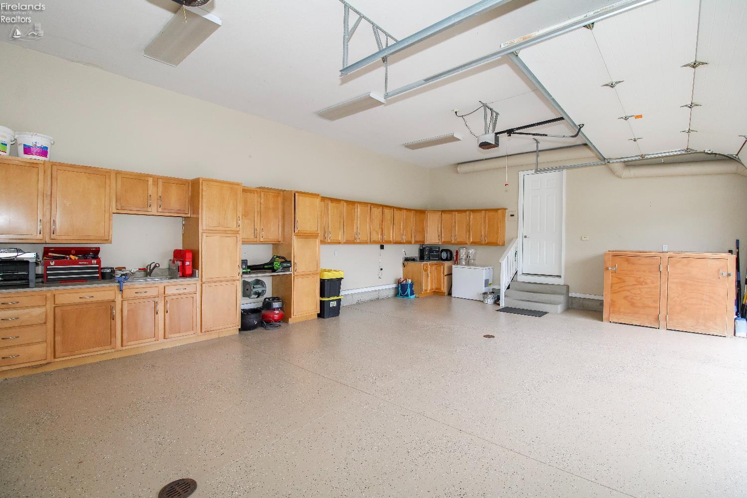 Sandusky, Ohio 44870, United States, 5 Bedrooms Bedrooms, ,5 BathroomsBathrooms,Residential,Active,169425