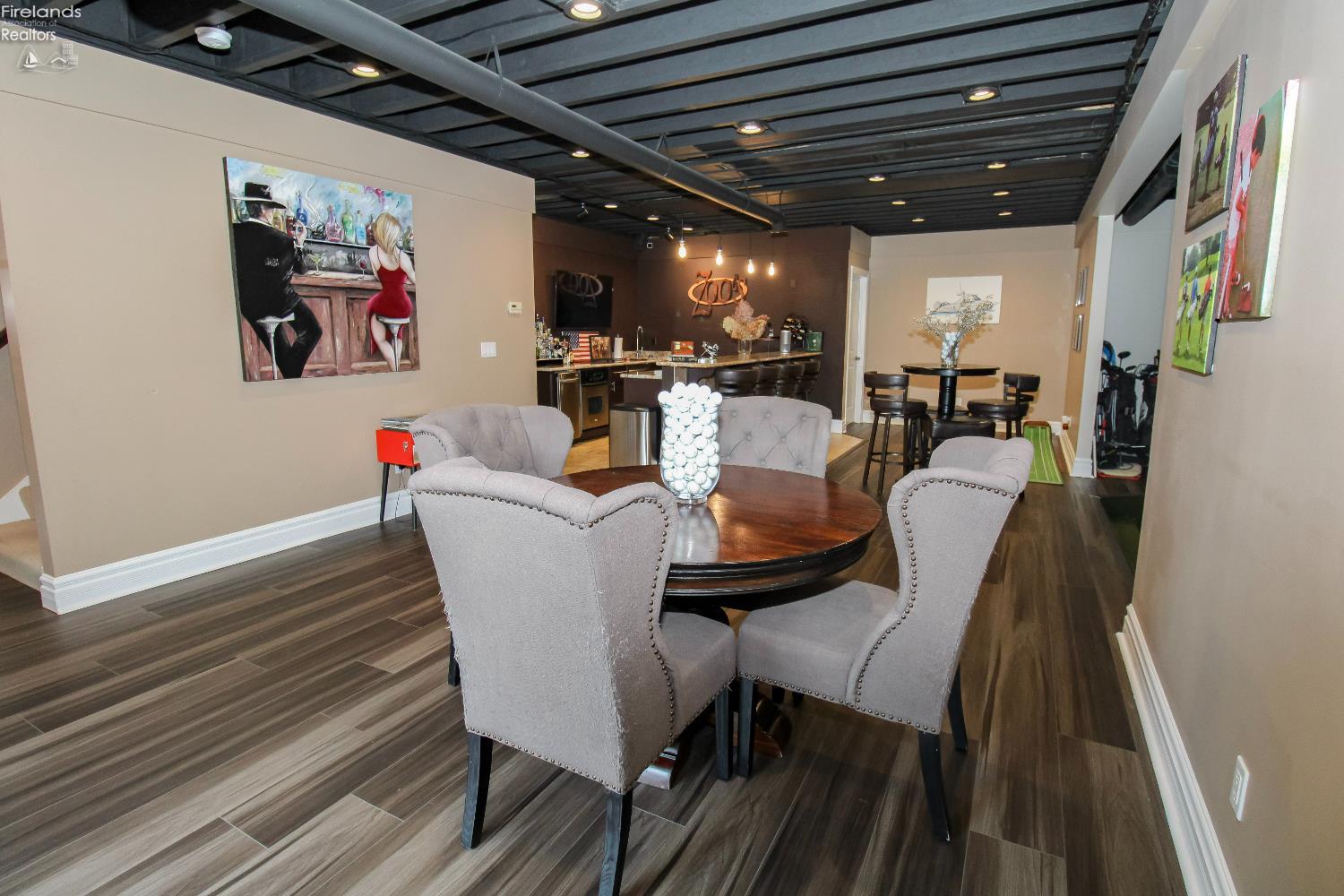 Sandusky, Ohio 44870, United States, 5 Bedrooms Bedrooms, ,5 BathroomsBathrooms,Residential,Active,169425