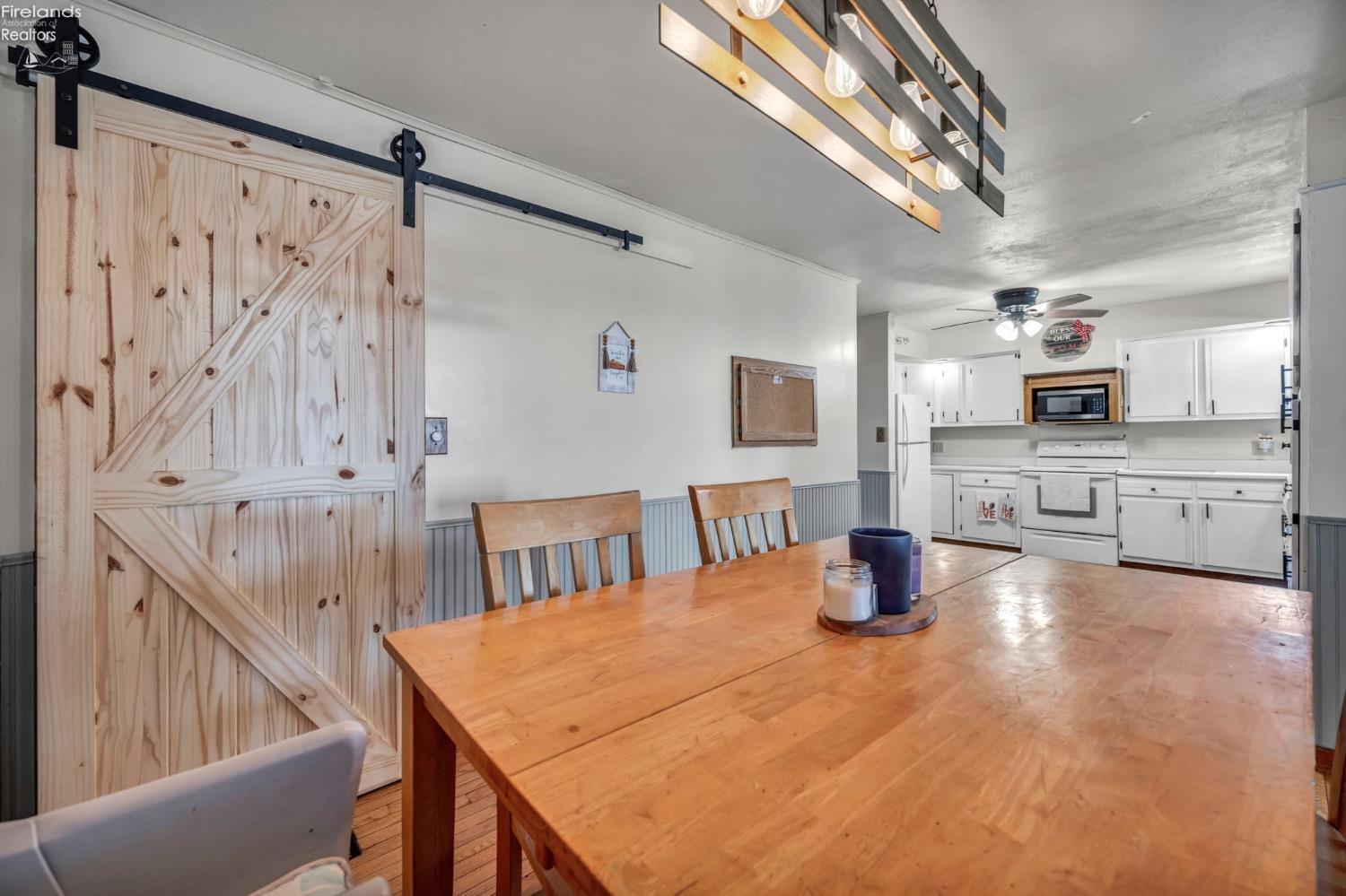 1733 County Road 302 Rd, Bellevue, Texas image 31