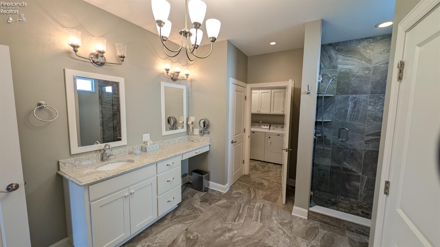 2531 N Torino Drive, Port Clinton, Ohio image 15
