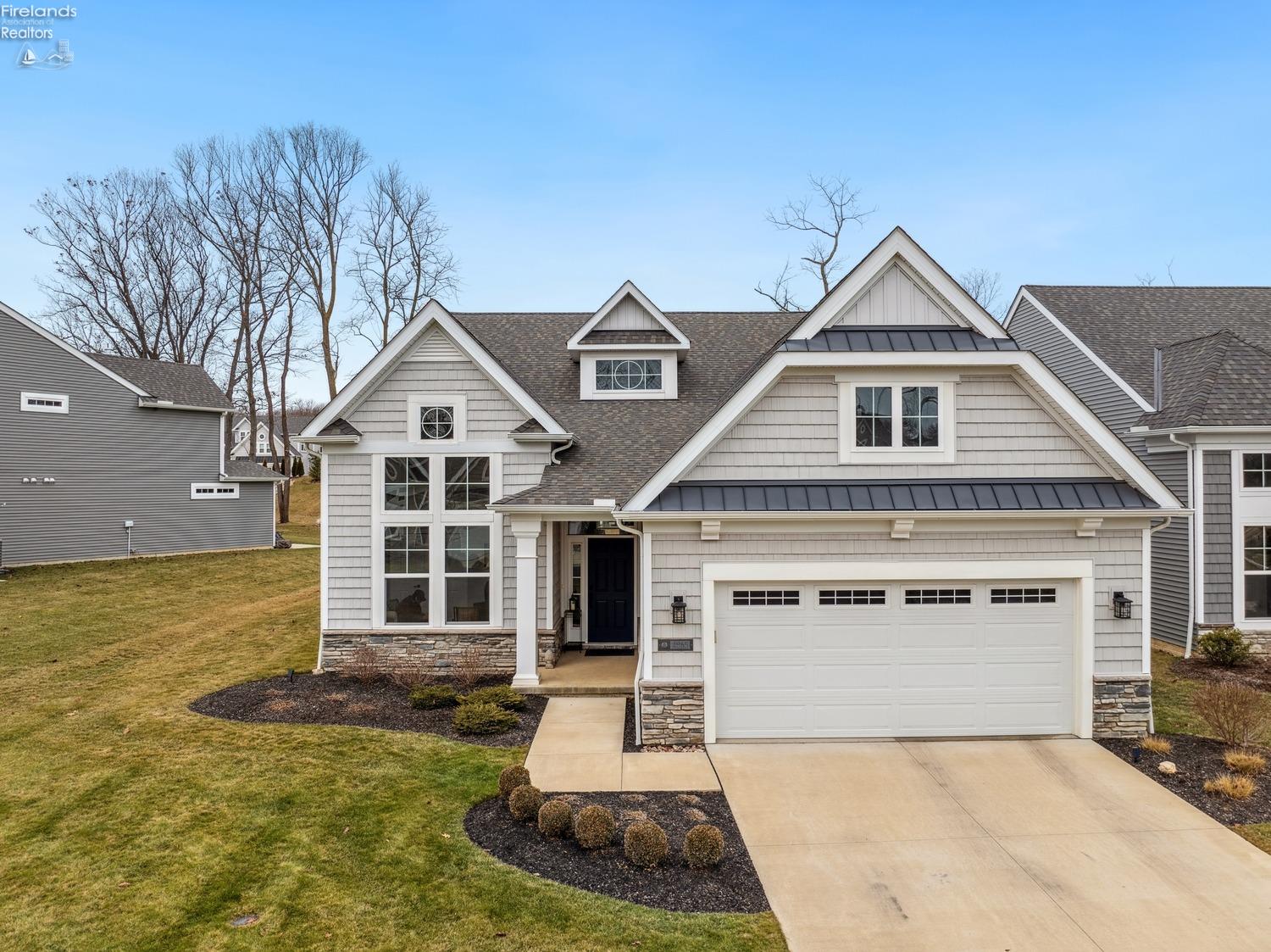 4865 E Tradewinds Drive, Port Clinton, Ohio image 1