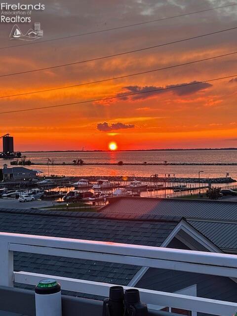 Sandusky, Ohio 44870, United States, 3 Bedrooms Bedrooms, ,3 BathroomsBathrooms,Residential,Contingent,211815