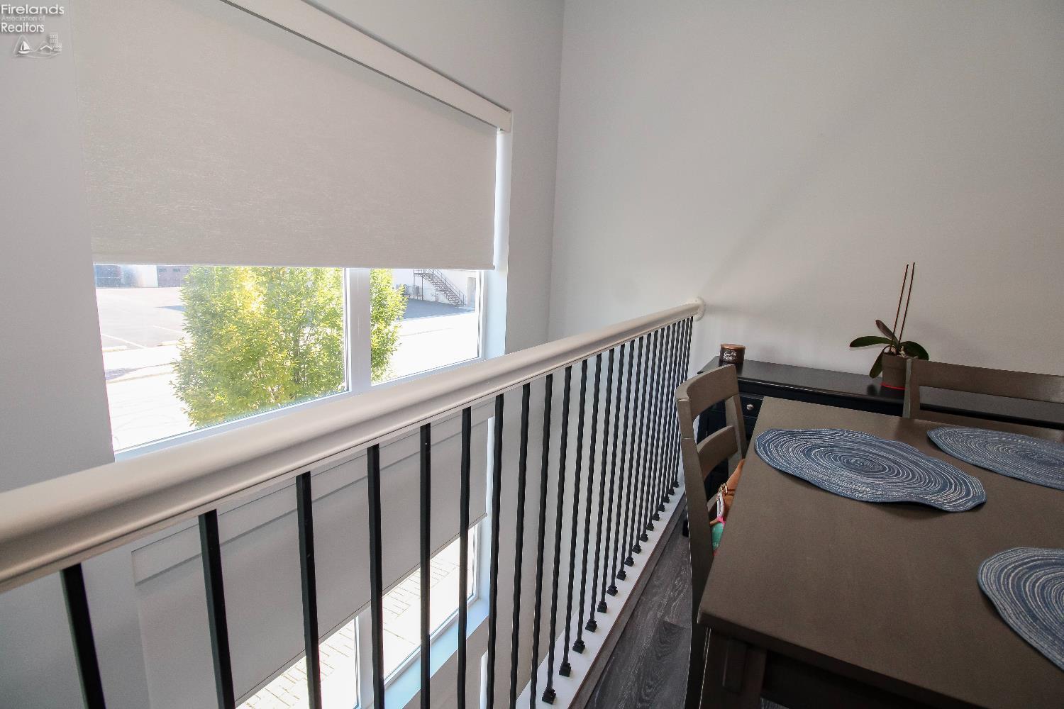 Sandusky, Ohio 44870, United States, 3 Bedrooms Bedrooms, ,3 BathroomsBathrooms,Residential,Contingent,211815