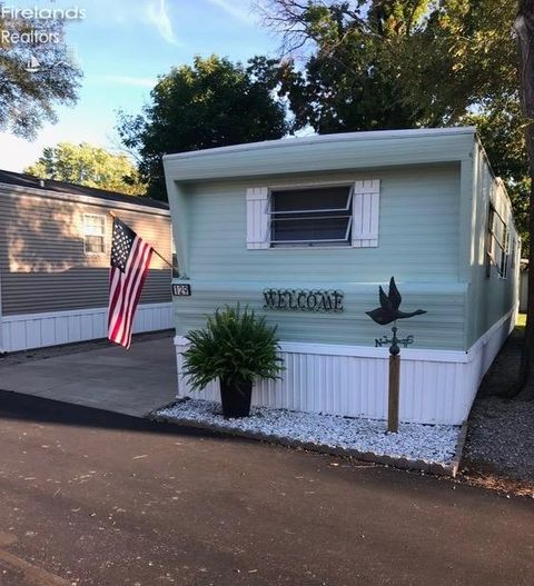 Apartment For Sale - 1623 NE Catawba Rd #129<br/> Port Clinton, OH 43452