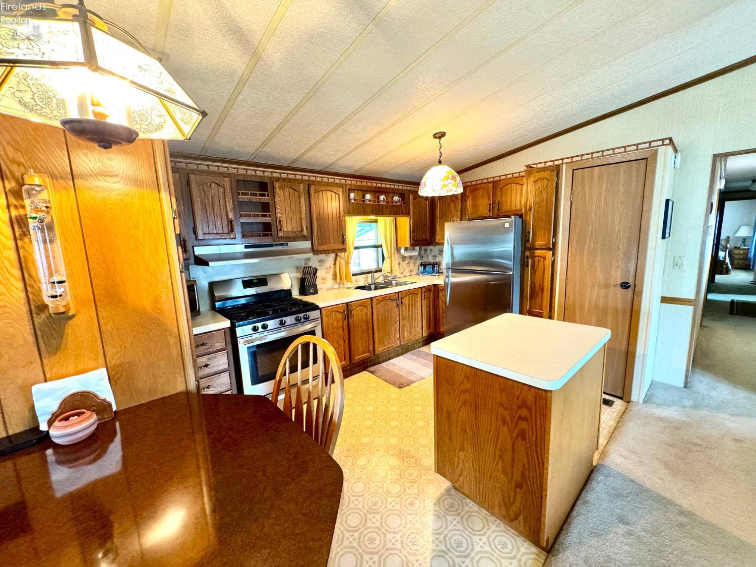 1550 N Starboard Avenue, Port Clinton, New Mexico image 12