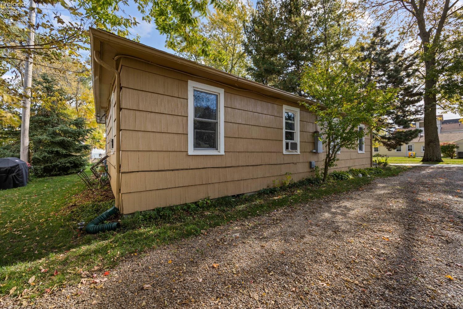 5861 E Woodland Drive, Port Clinton, Ohio image 41