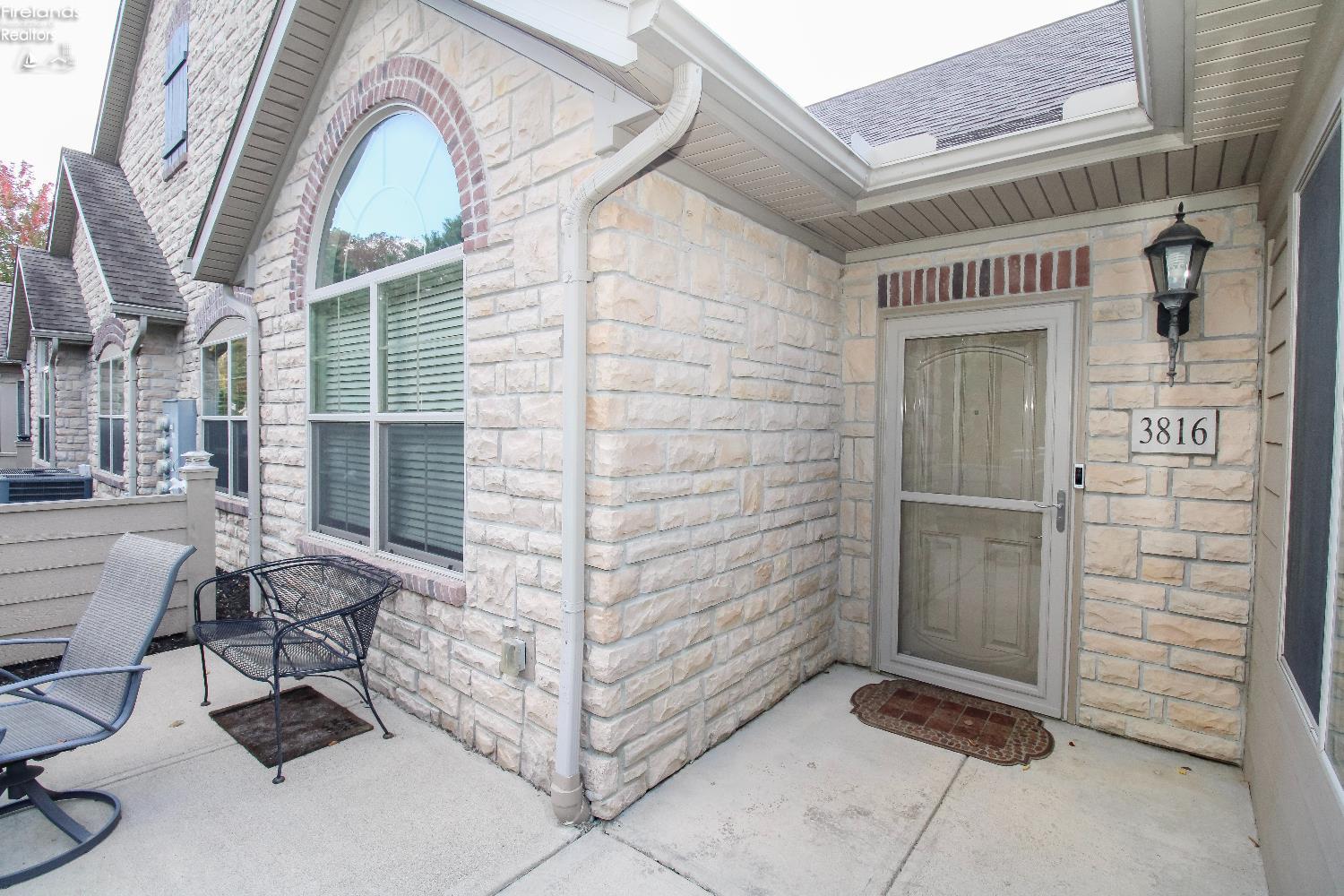 Huron, Ohio 44839, United States, 3 Bedrooms Bedrooms, ,2 BathroomsBathrooms,Residential,Contingent,229280