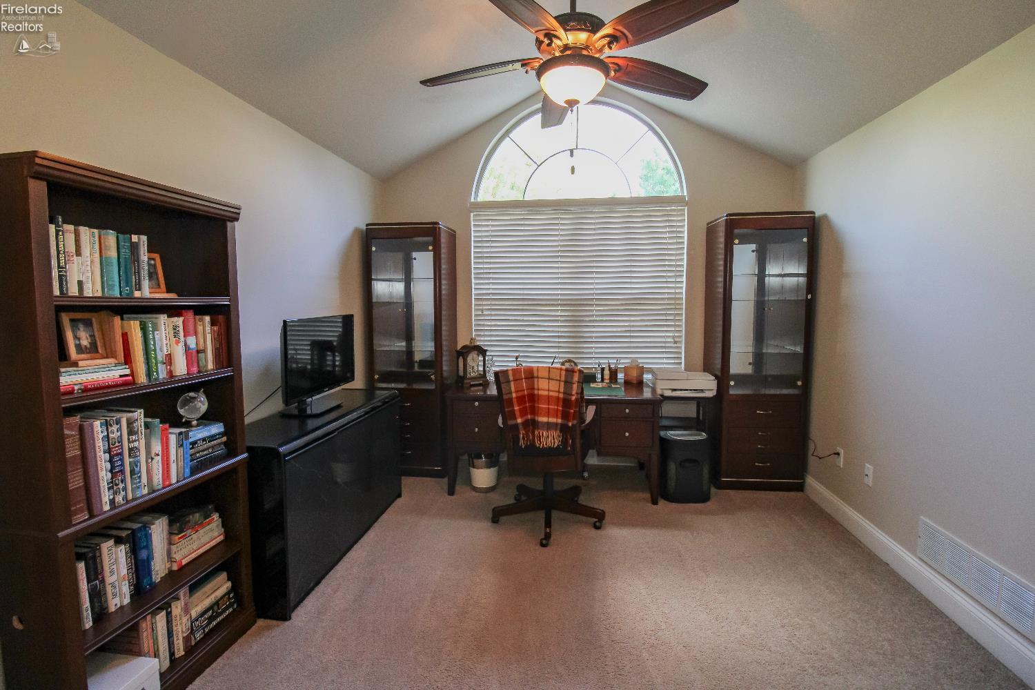 Huron, Ohio 44839, United States, 3 Bedrooms Bedrooms, ,2 BathroomsBathrooms,Residential,Contingent,229280