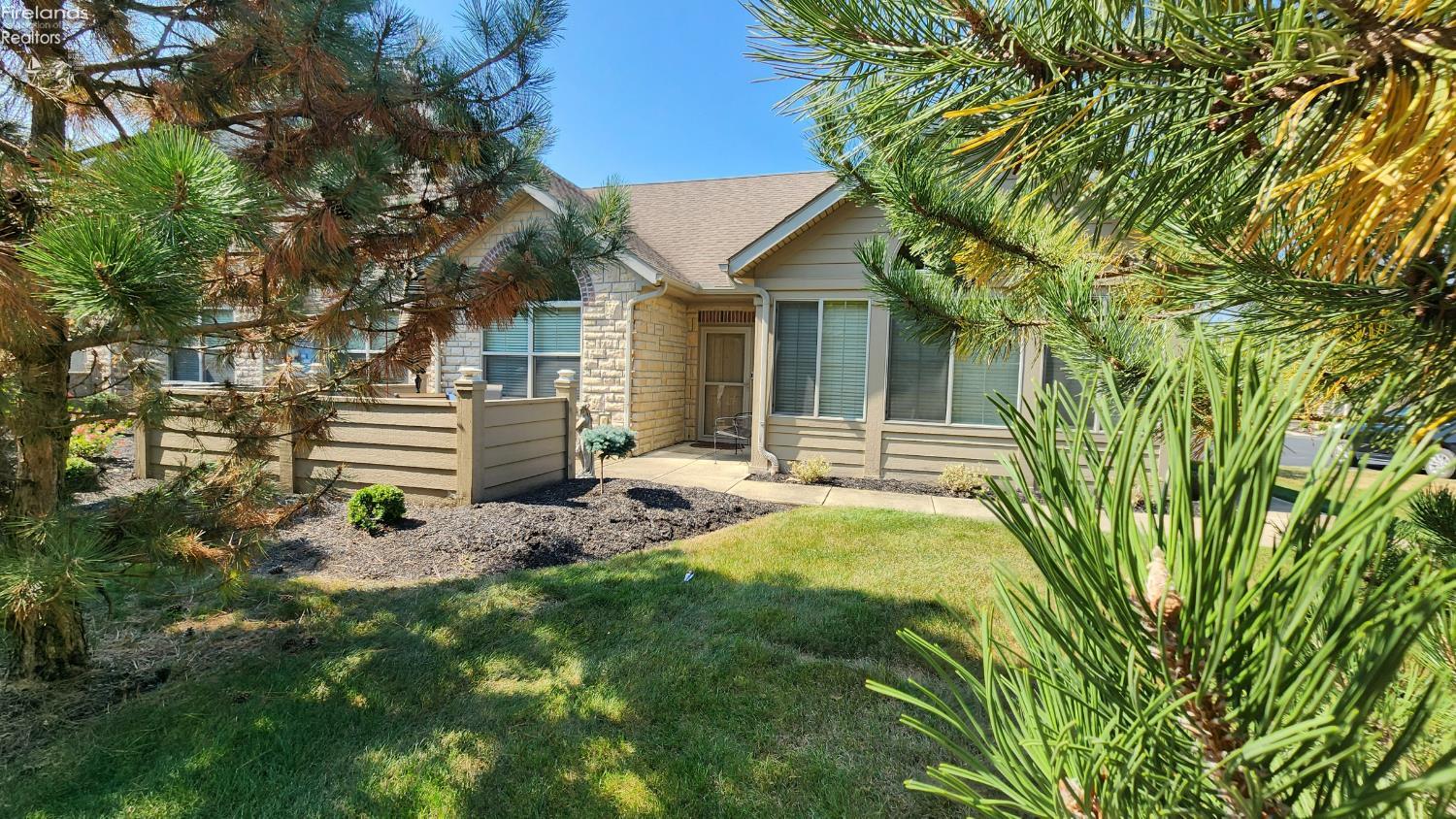 Huron, Ohio 44839, United States, 3 Bedrooms Bedrooms, ,2 BathroomsBathrooms,Residential,Contingent,229280