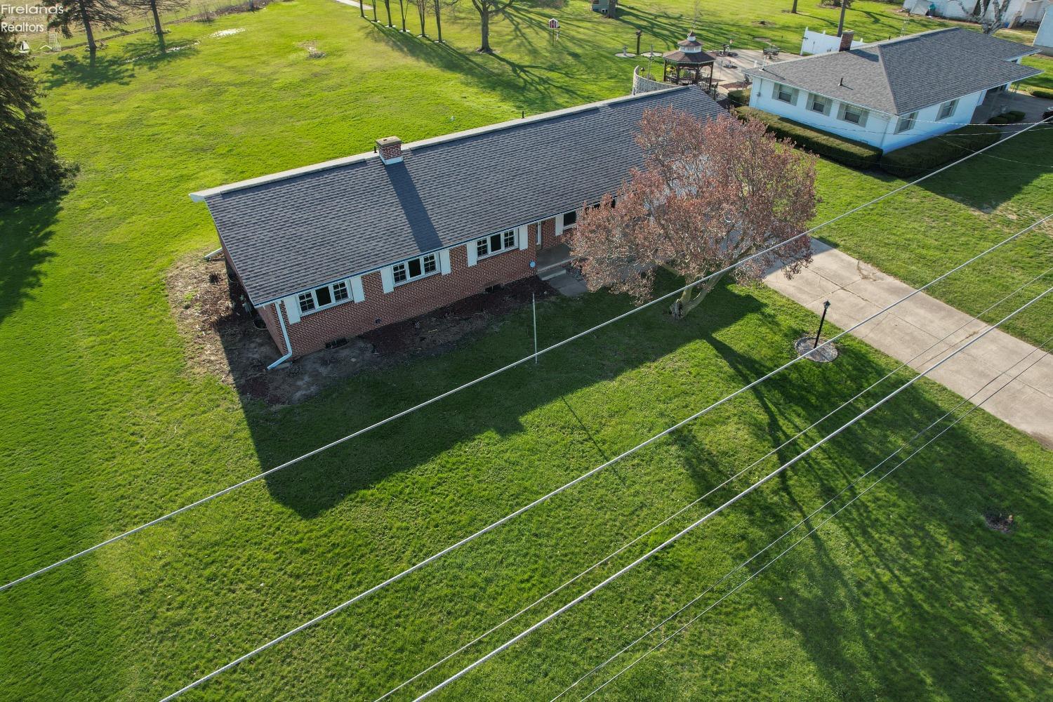 1605 Fangboner Road, Fremont, Ohio image 46