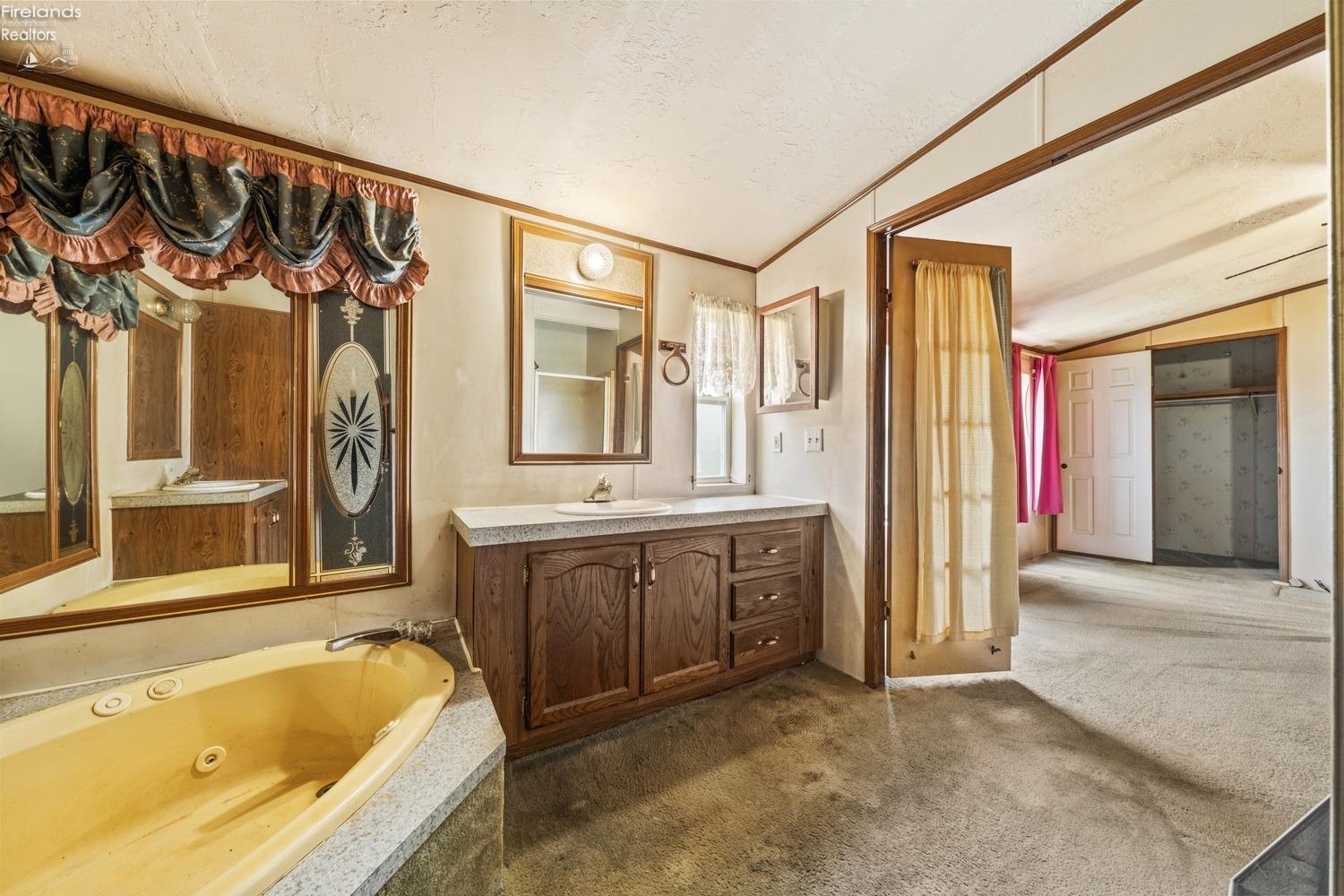 412 S Spring Crest Drive, Marblehead, New Mexico image 31