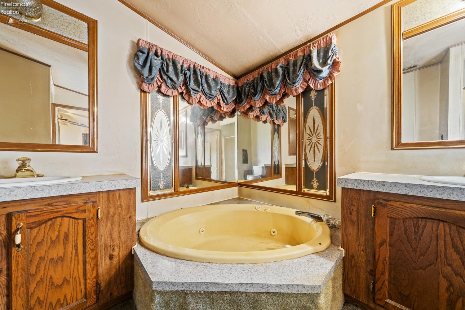 412 S Spring Crest Drive, Marblehead, New Mexico image 32