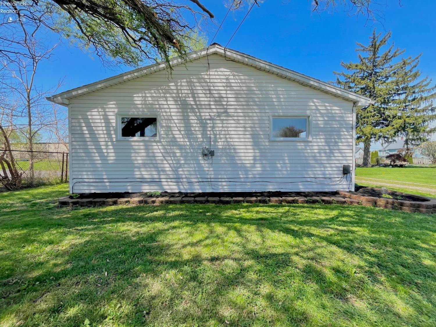 120 Mckim Street, Bellevue, Texas image 6
