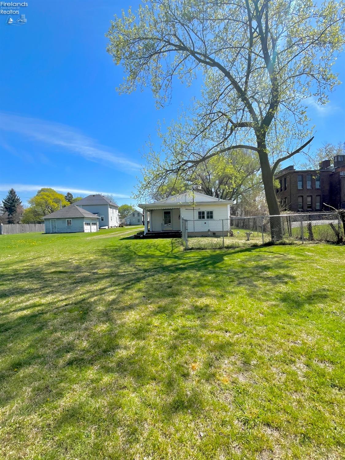 120 Mckim Street, Bellevue, Texas image 38