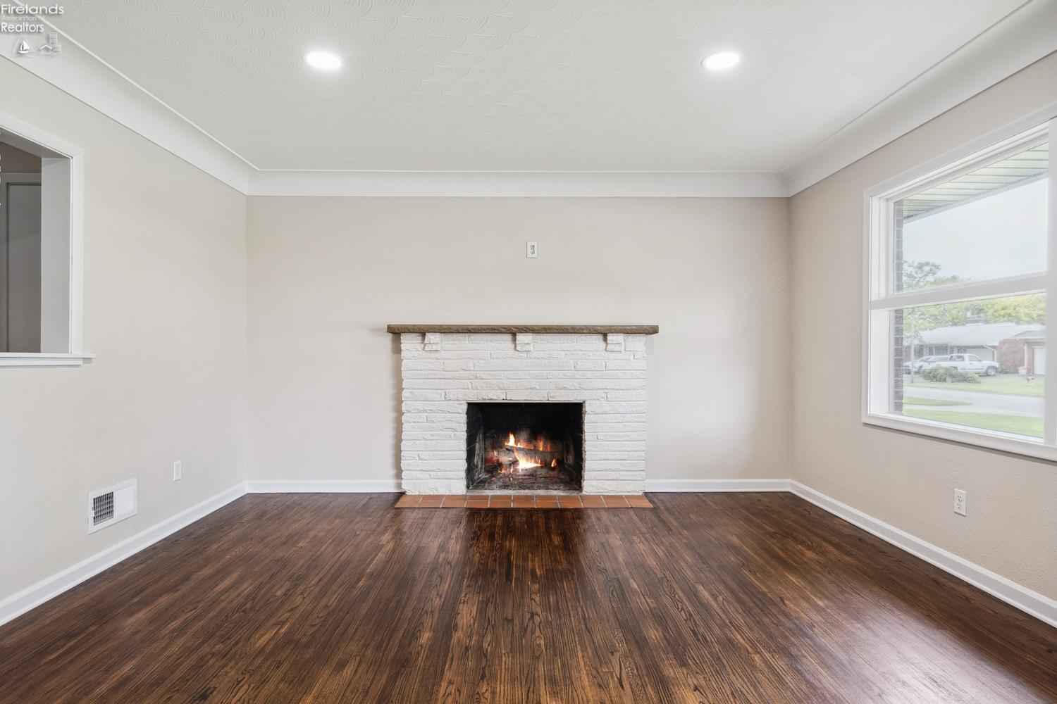 2730 Eastvale Avenue, Oregon, Texas image 7